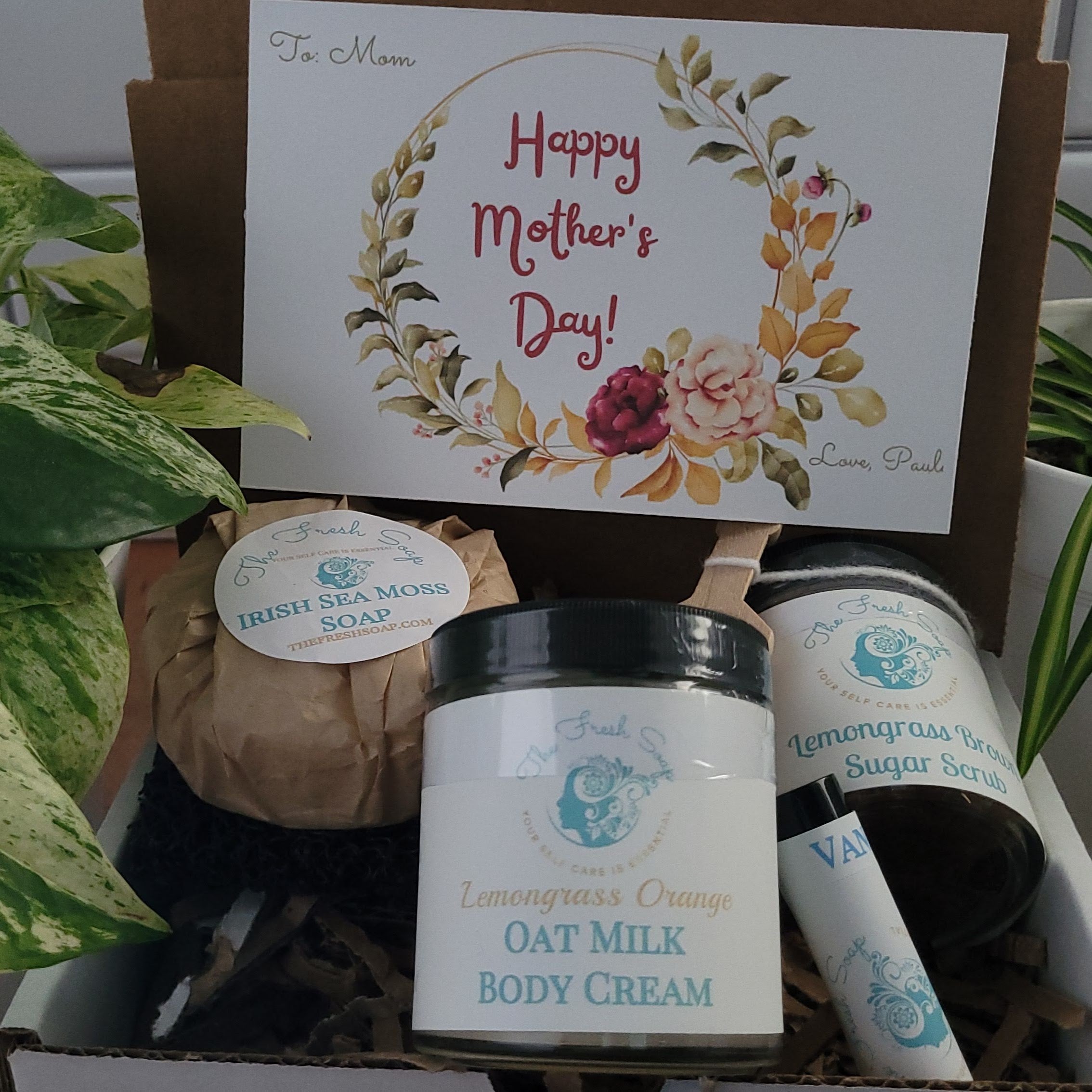 Mothers Day Essentials Gift Box
